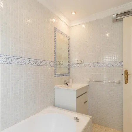 Nova Golf Pool Picasso 23 올리바